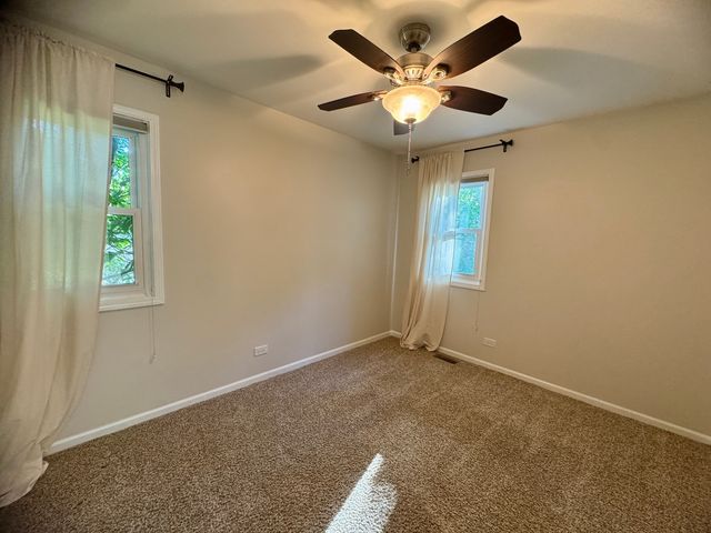 5710 Coronado Vista, Crystal Lake, IL 60014