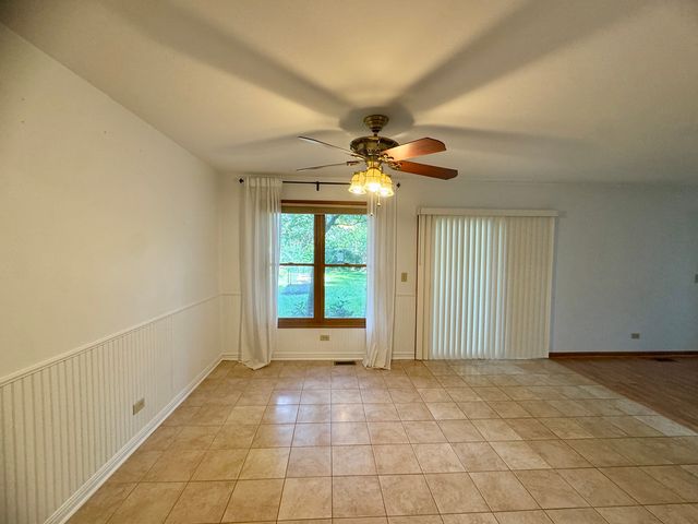 5710 Coronado Vista, Crystal Lake, IL 60014