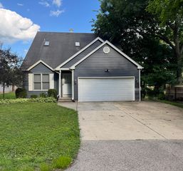 5710 Coronado Vista, Crystal Lake, IL 60014