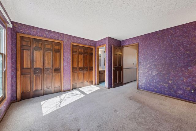 812 Oriole Lane, Chaska, MN 55318