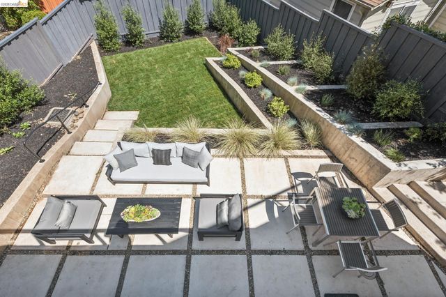 26 Ronada Ave, Piedmont, CA 94611