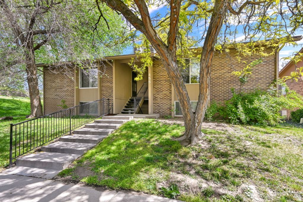 455 E 5600 S #D, Murray, UT 84107 — photo 2