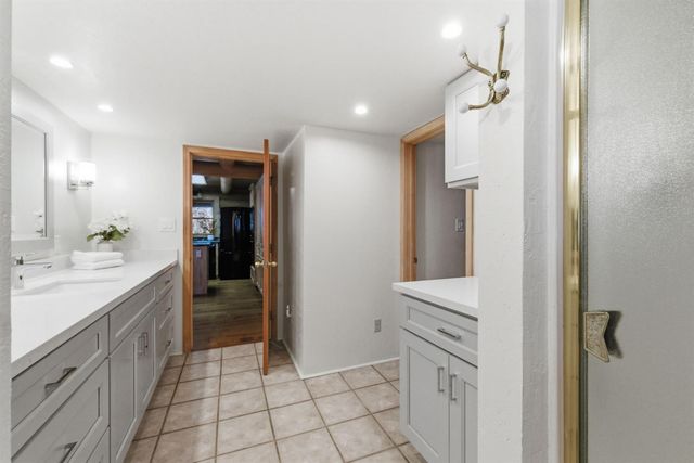 2428 Rancho Paradiso, Avery, CA 95224