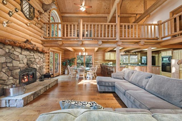 2428 Rancho Paradiso, Avery, CA 95224