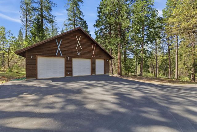 2428 Rancho Paradiso, Avery, CA 95224