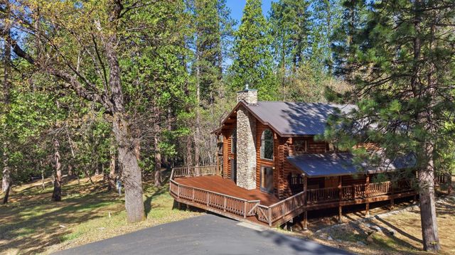 2428 Rancho Paradiso, Avery, CA 95224