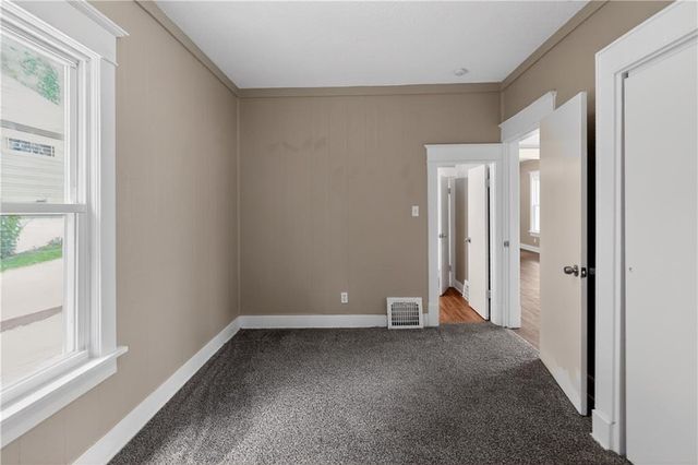 1829 Oakland Avenue, Kansas City, KS 66102