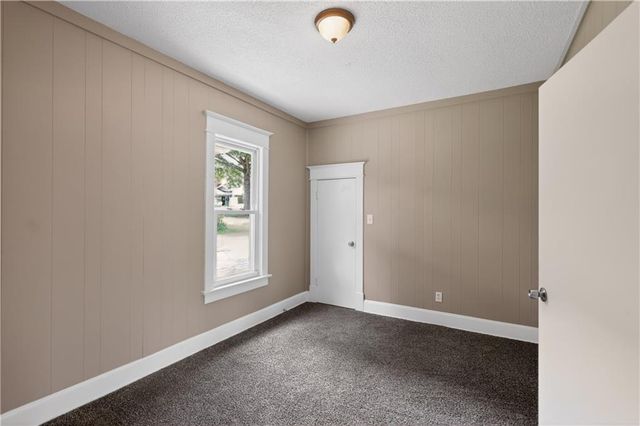 1829 Oakland Avenue, Kansas City, KS 66102