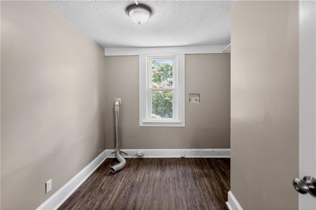 1829 Oakland Avenue, Kansas City, KS 66102