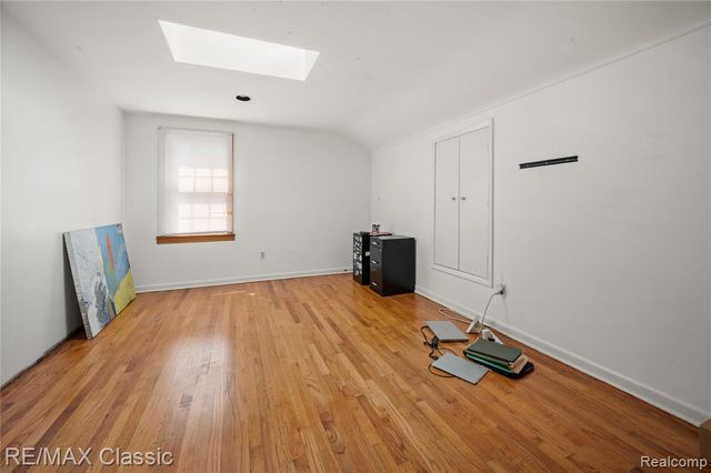 28411 Eldorado Place, Lathrup Village, MI 48076