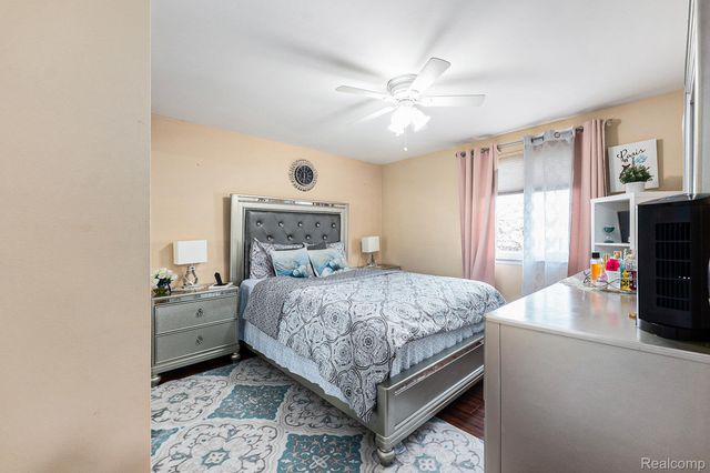 4810 Benjamin Drive, Sterling Heights, MI 48310