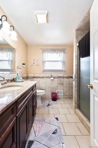 4810 Benjamin Drive, Sterling Heights, MI 48310