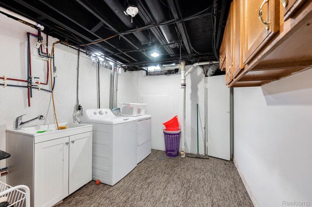 4810 Benjamin Drive, Sterling Heights, MI 48310