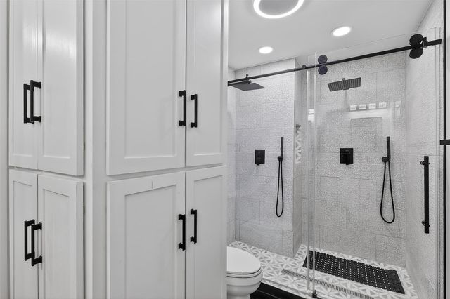17106 Spring Creek Forest, North Houston, TX 77379