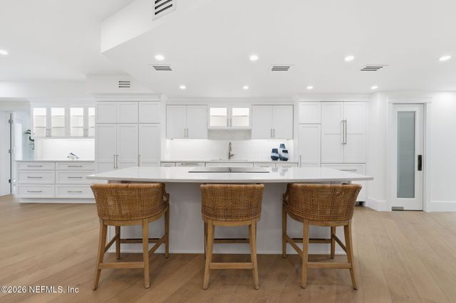 930 SPINNAKERS REACH Drive, Ponte Vedra Beach, FL 32082