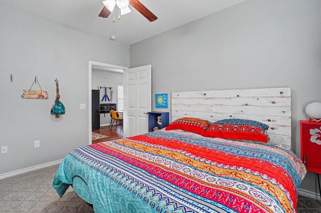 710 35th Street, Galveston, TX 77550