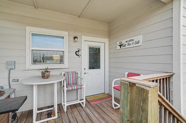 710 35th Street, Galveston, TX 77550