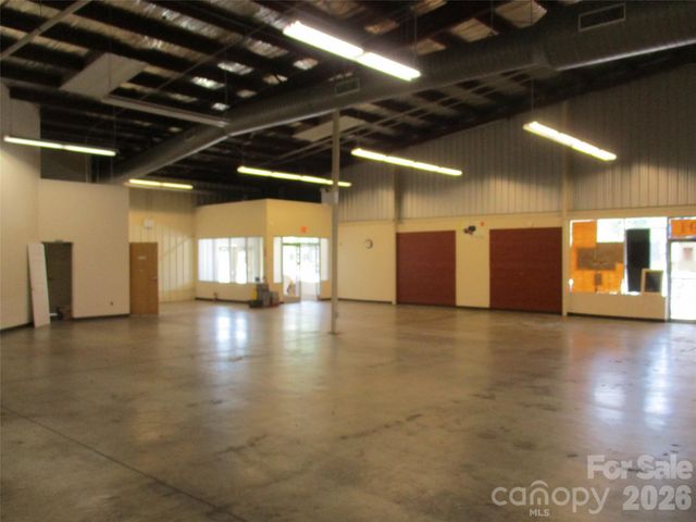 91 New Leicester Highway, Asheville, NC 28806