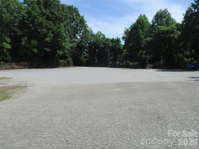 91 New Leicester Highway, Asheville, NC 28806