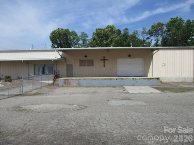91 New Leicester Highway, Asheville, NC 28806