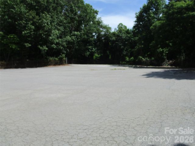91 New Leicester Highway, Asheville, NC 28806