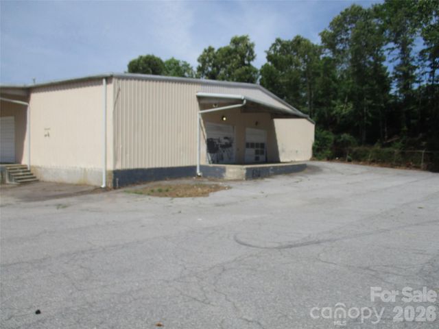 91 New Leicester Highway, Asheville, NC 28806