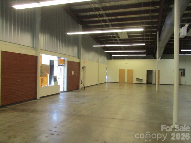 91 New Leicester Highway, Asheville, NC 28806