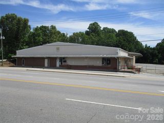 91 New Leicester Highway, Asheville, NC 28806