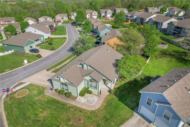 19619 E 7th Street Court N, Independence, MO 64056