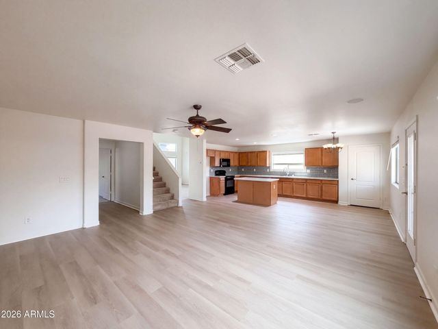 1390 E RYAN Road, San Tan Valley, AZ 85140