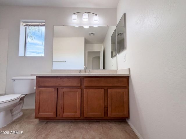 1390 E RYAN Road, San Tan Valley, AZ 85140