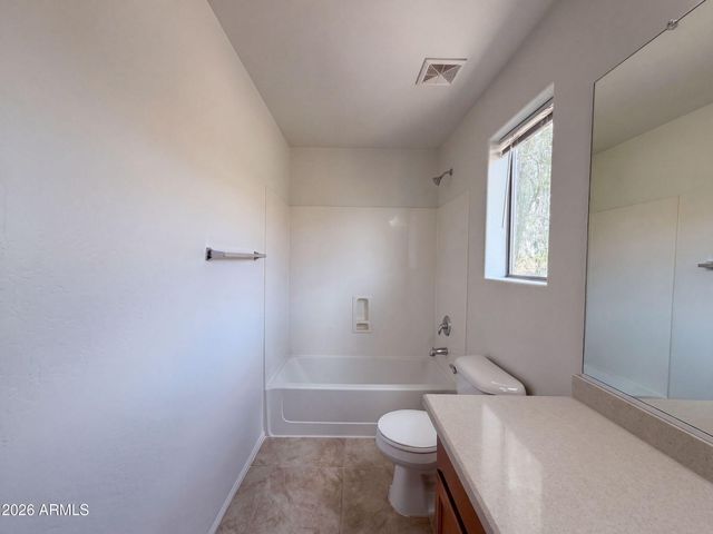 1390 E RYAN Road, San Tan Valley, AZ 85140