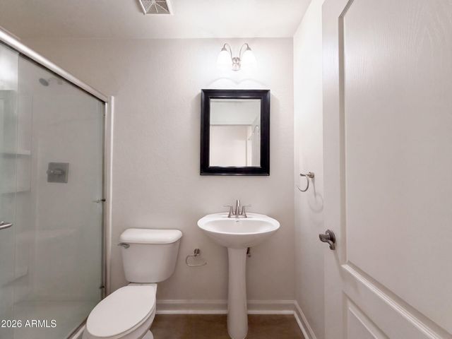 1390 E RYAN Road, San Tan Valley, AZ 85140