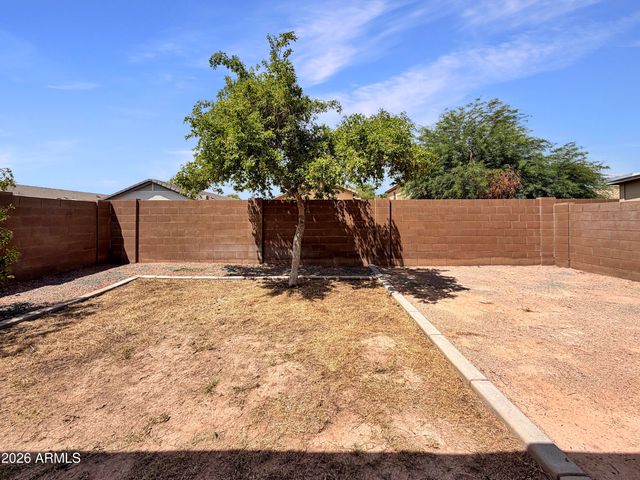 1390 E RYAN Road, San Tan Valley, AZ 85140