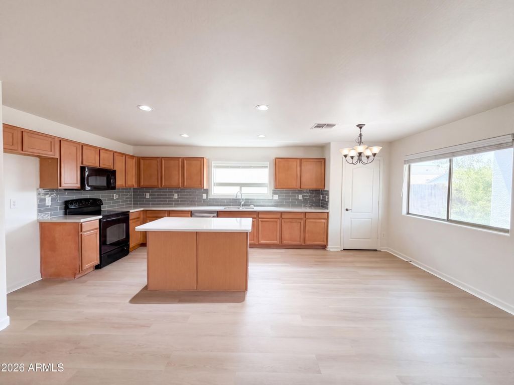1390 E RYAN Road, San Tan Valley, AZ 85140 — photo 3