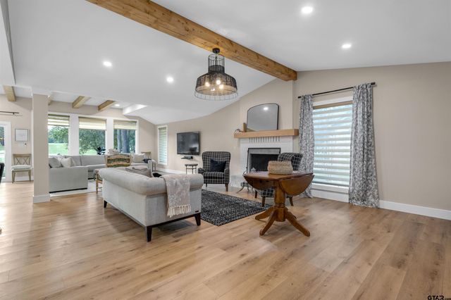 125 Rainbow Cove, Holly Lake Ranch, TX 75765