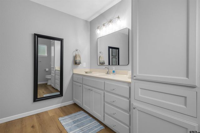 125 Rainbow Cove, Holly Lake Ranch, TX 75765