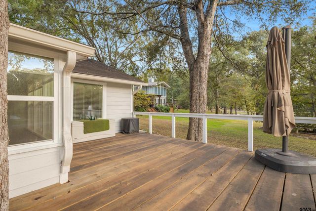 125 Rainbow Cove, Holly Lake Ranch, TX 75765