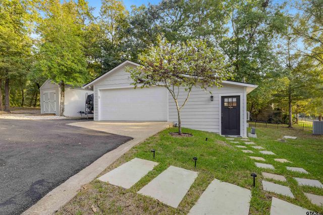 125 Rainbow Cove, Holly Lake Ranch, TX 75765