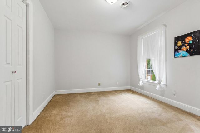 1 A ROLLING RD, Stafford, VA 22556
