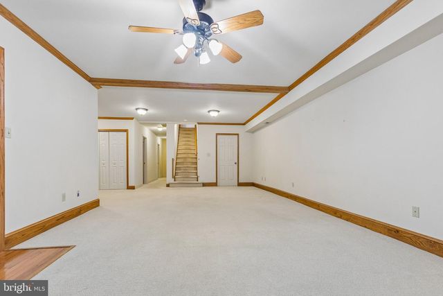 1 A ROLLING RD, Stafford, VA 22556