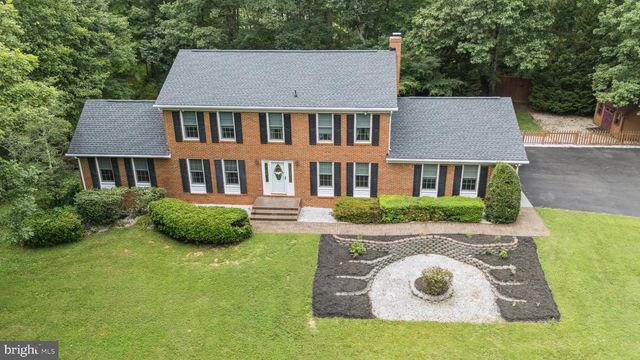 1 A ROLLING RD, Stafford, VA 22556