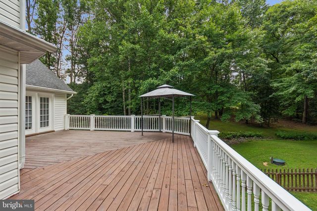 1 A ROLLING RD, Stafford, VA 22556