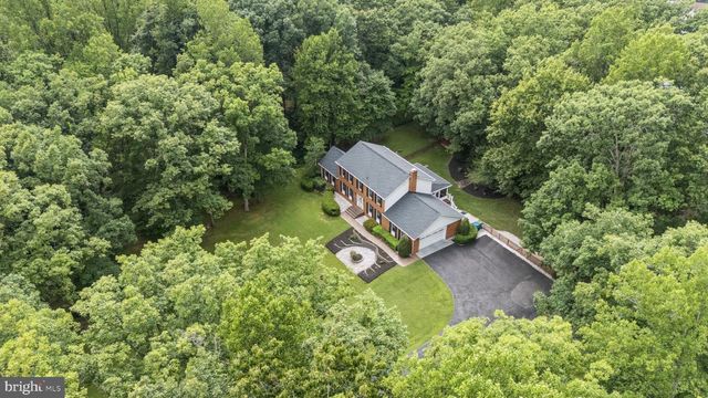 1 A ROLLING RD, Stafford, VA 22556