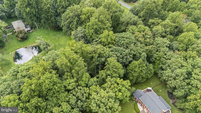 1 A ROLLING RD, Stafford, VA 22556