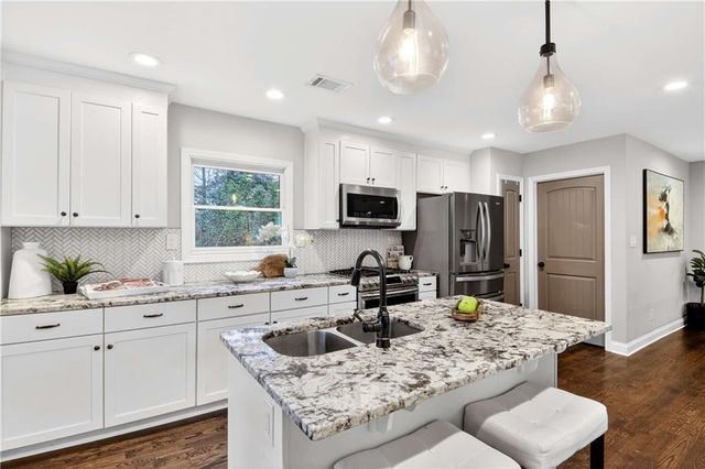 2986 Wilson Circle, Decatur, GA 30033