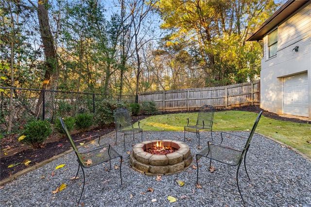 2986 Wilson Circle, Decatur, GA 30033