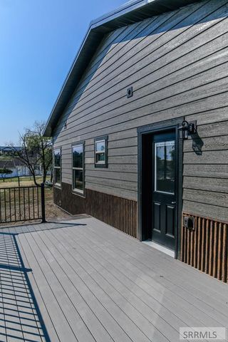 111 S 10th Street, Salmon, ID 83467