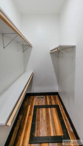 111 S 10th Street, Salmon, ID 83467