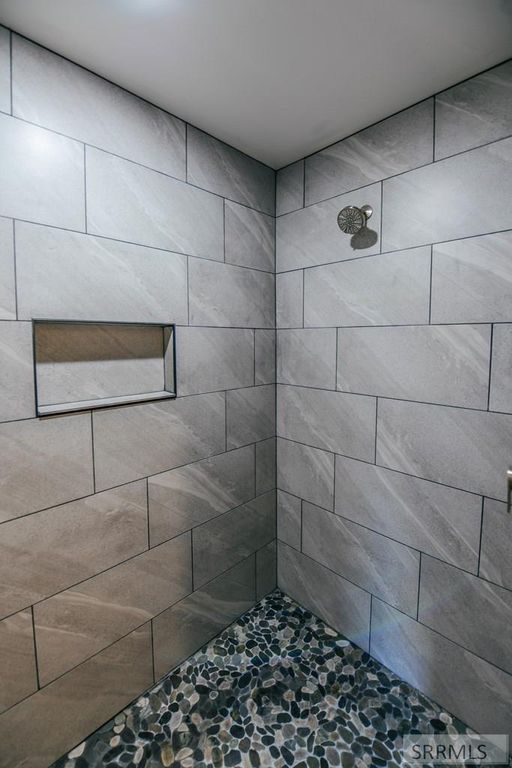 Image 8 of property listing at 111 S 10th Street, Salmon, ID 83467